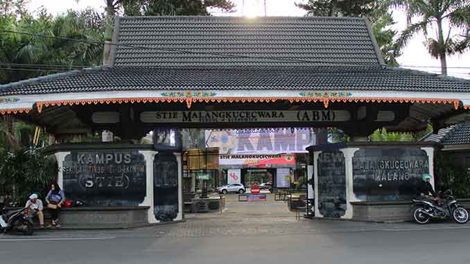 STIE Malangkucecwara