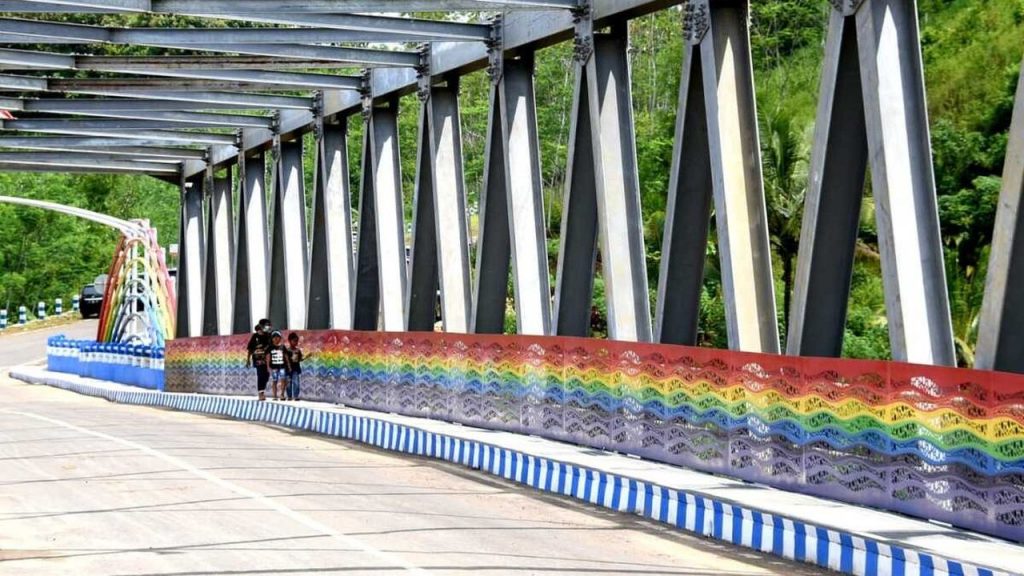Jembatan Pelangi Jurang Mayit Malang